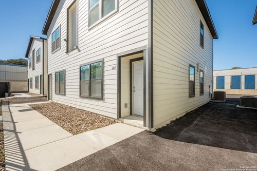 202-8719 Wurzbach Rd, San Antonio, TX, 78240-1160 | Card Image