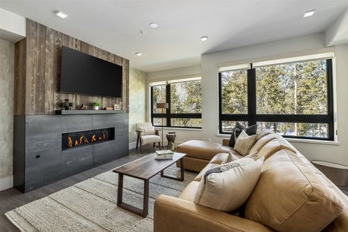 214-80 W Main St, FRISCO, CO, 80443-5509 | Card Image