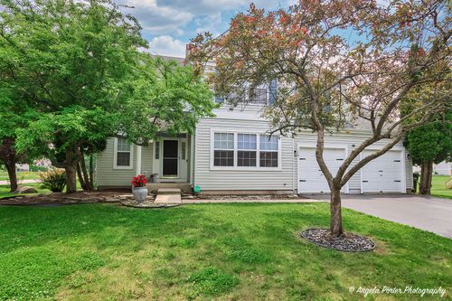 179 Cascade Dr, Crystal Lake, IL, 60012-3381 | Card Image