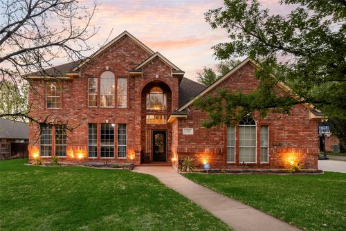 119 Greenhill Trl S, Trophy Club, TX, 76262-5608 | Card Image