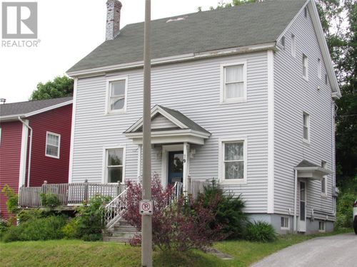 79 E Valley Rd, Corner Brook, NL, A2H2L4 | Card Image