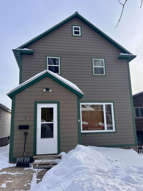 718 Hayes St, Eveleth, MN, 55734-1624 | Card Image