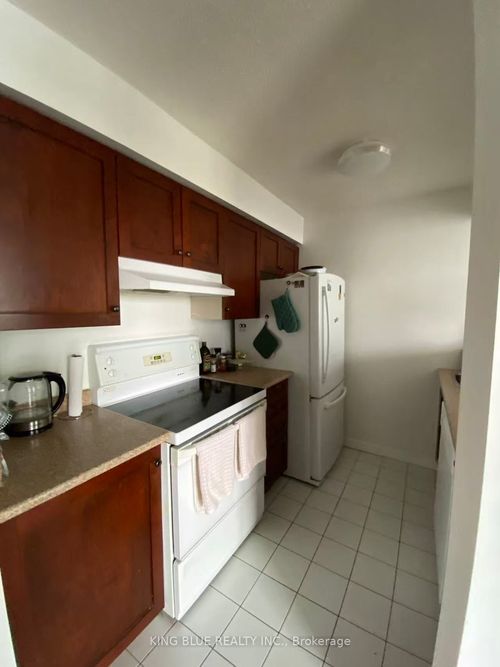 1809-24 Wellesley St W, Toronto, ON, M4Y2X6 | Card Image