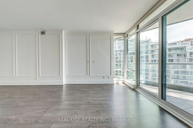 818 - 1 Edgewater Dr, Condo with 2 bedrooms, 3 bathrooms and null parking in Toronto ON | Image 17