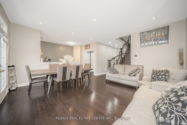 12 Torraville St, House other with 7 bedrooms, 6 bathrooms and 4 parking in Brampton ON | Image 12