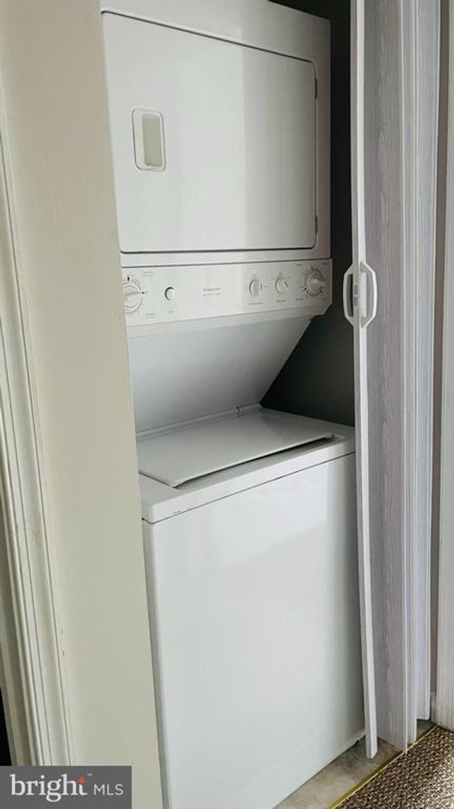 UNIT-101 - 6476 Cheyenne Dr, Condo with 2 bedrooms, 2 bathrooms and null parking in ALEXANDRIA VA | Image 12