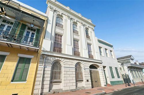 apt-9-920 Saint Louis St, New Orleans, LA, 70112-3453 | Card Image