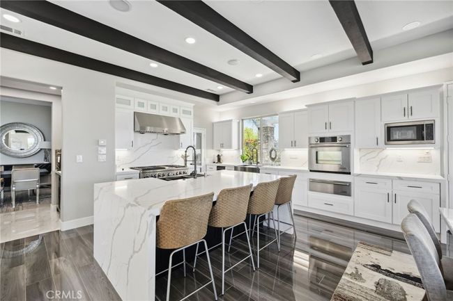 36472 County Line Rd, House other with 4 bedrooms, 6 bathrooms and 4 parking in Yucaipa CA | Image 17