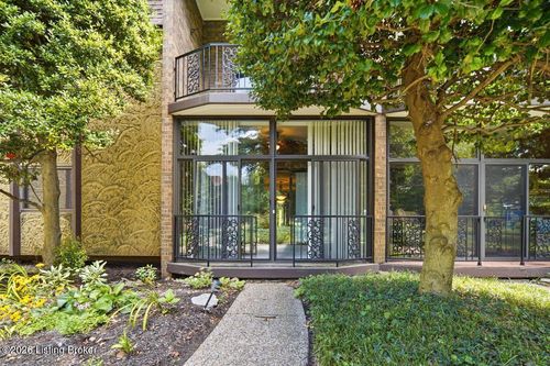 apt-130-1602 Gardiner Ln, Louisville, KY, 40205-2761 | Card Image