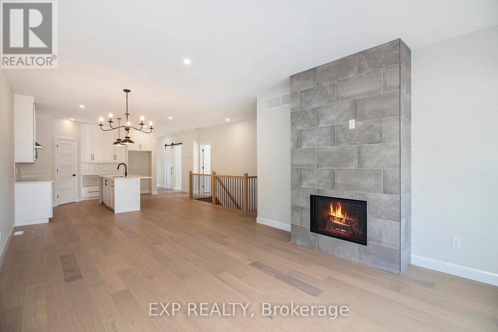 Residential in Clarence-Rockland 4
