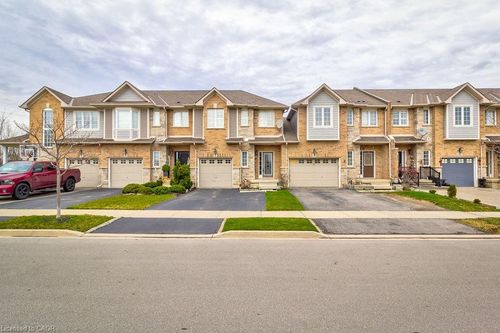 7 Palacebeach Trail, Stoney Creek, ON, L8E0B9 | Card Image