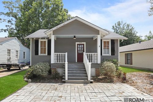 819 Wiltz Dr, Baton Rouge, LA, 70806-5895 | Card Image