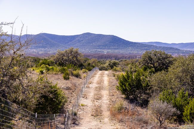 2800 Little Dry Frio Rd, Home with 0 bedrooms, 0 bathrooms and null parking in Rio Frio TX | Image 14