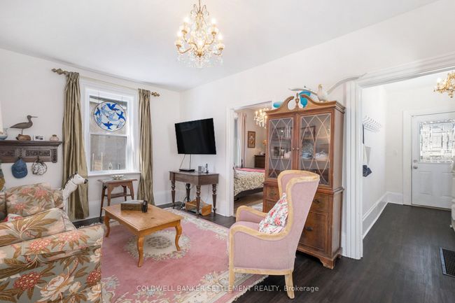91 William St E, House other with 4 bedrooms, 2 bathrooms and 2 parking in Smiths Falls ON | Image 5