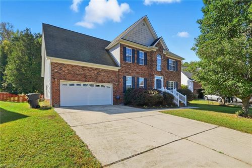 2166 Glen Cove Way, High Point, NC, 27265-9445 | Card Image