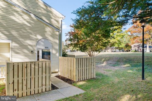 24-18260 Rolling Meadow Way, OLNEY, MD, 20832-1762 | Card Image