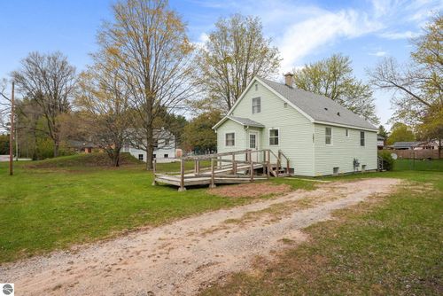 12871 S Sunset Dr, Traverse City, MI, 49684-5351 | Card Image