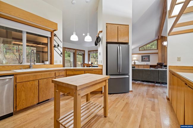 2624 Nw Lupine Pl, House other with 3 bedrooms, 2 bathrooms and null parking in Corvallis OR | Image 13