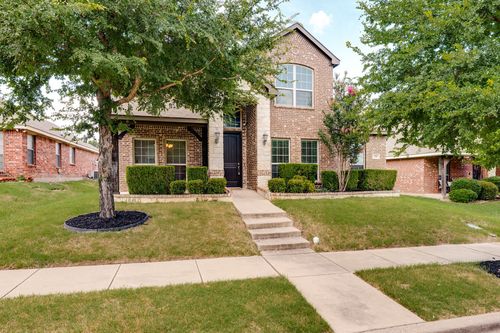 118 Brook Hollow Ln, Red Oak, TX, 75154-8852 | Card Image