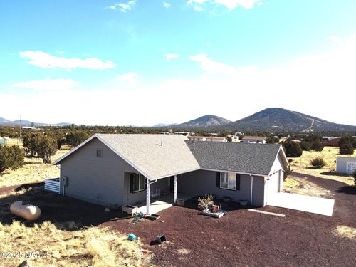 918 E Liane Blvd, Williams, AZ, 86046-8747 | Card Image