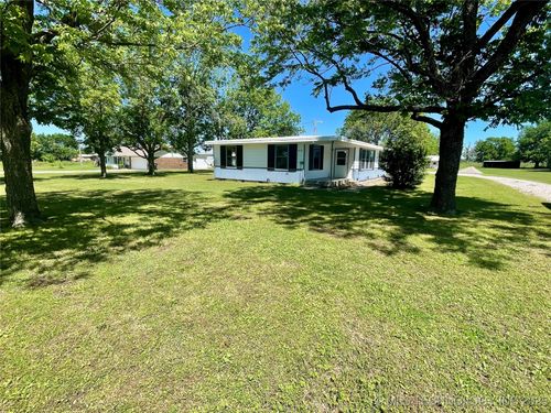 4631 E 400 Rd, Oologah, OK, 74053-3260 | Card Image