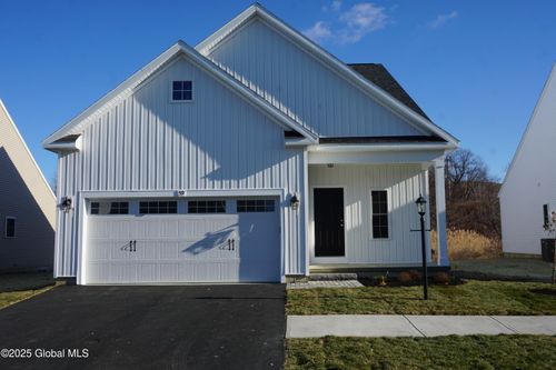 59 Nantucket St, Cohoes, NY, 12047-4859 | Card Image