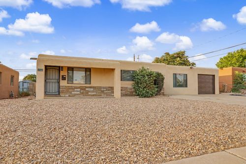 7705 Hannett Ave Ne, Albuquerque, NM, 87110-6005 | Card Image