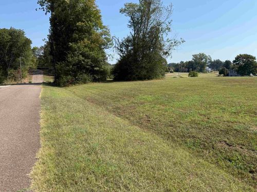 36, 37, 38 Tennessee River Ln, Savannah, TN, 38372 | Card Image