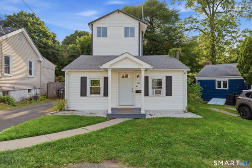 104 Orland St, Milford, CT, 06460-7461 | Card Image