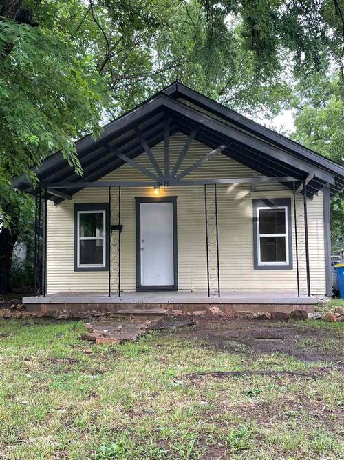 1421 S Springfield St, Stillwater, OK, 74074-6038 | Card Image