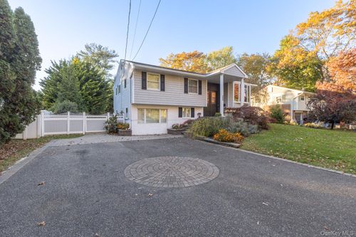 190 Northern Blvd, Saint James, NY, 11780-1824 | Card Image