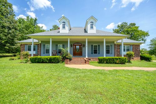 809 Twelve Oaks Dr, Adamsville, TN, 38310-2851 | Card Image