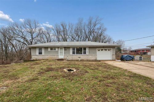 5270 Jimmy Dr, Arnold, MO, 63010-3647 | Card Image