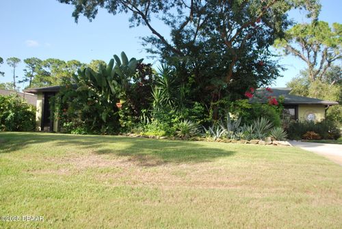 2813 Sabal Palm Dr, Edgewater, FL, 32141-5622 | Card Image
