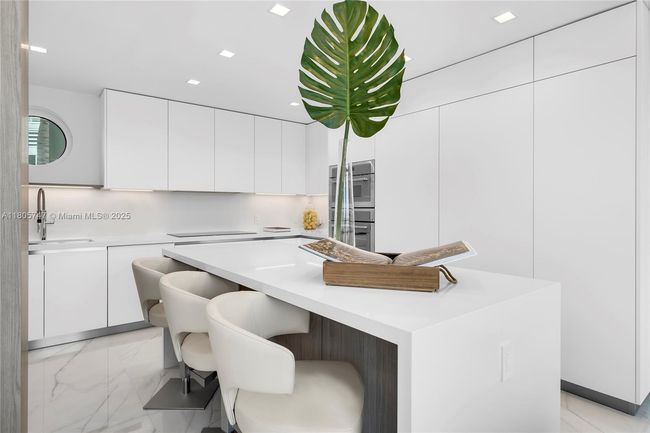 UNIT-13 - 100 S Pointe Dr, Condo with 3 bedrooms, 4 bathrooms and null parking in Miami Beach FL | Image 7