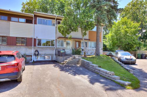 55 Av Jean-Brillant, Montréal, QC, H8Y2S4 | Card Image