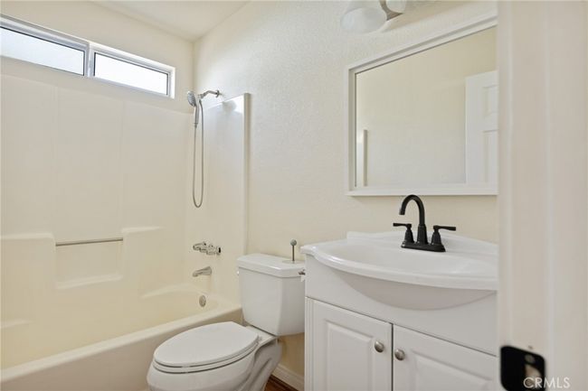 All new vanities in bathrooms | Image 19