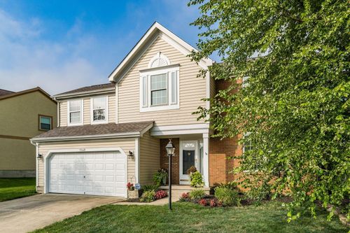 7149 Snowberry Ln, Canal Winchester, OH, 43110-9111 | Card Image