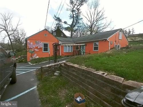 3111 Main St, GREEN LANE, PA, 18054-2259 | Card Image