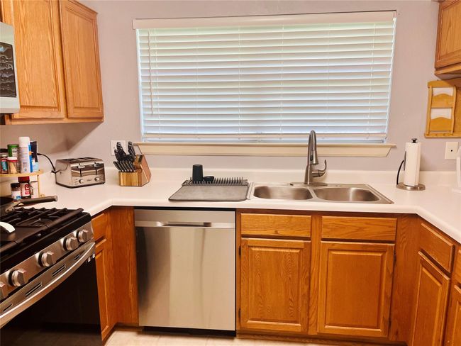 KITCHEN | Image 15