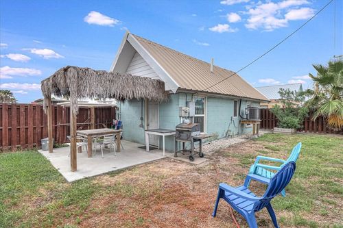 4-134 N Alister St, Port Aransas, TX, 78373-4020 | Card Image