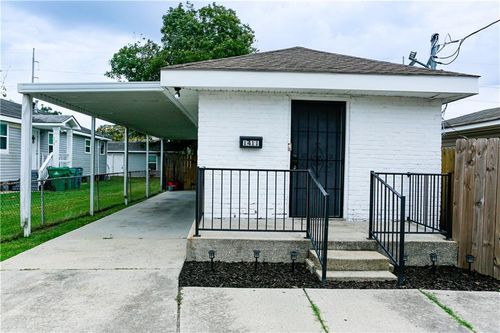 1411 Palfrey St, Gretna, LA, 70053-3246 | Card Image