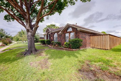 2532 Beau Dr, Mesquite, TX, 75181-1202 | Card Image