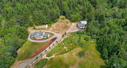 12832 Hunter Rd Sw, Rochester, WA, 98579-9654 | Card Image