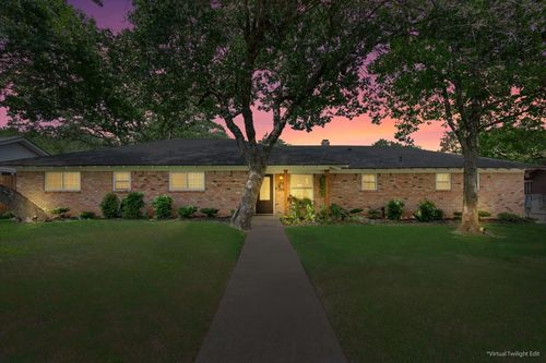 7844 Fairway Rd, Woodway, TX, 76712-3753 | Card Image