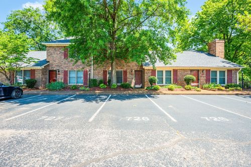 726 Kent Rd, Nashville, TN, 37214-3546 | Card Image