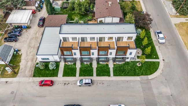 3927 65 St Nw, Townhouse with 3 bedrooms, 3 bathrooms and 1 parking in Calgary AB | Image 33