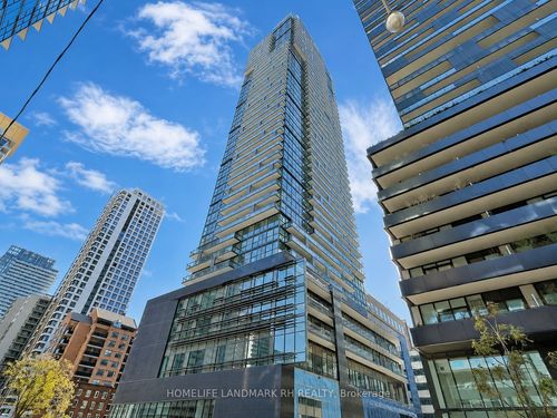 2301-39 Roehampton Ave, Toronto, ON, M4P0G1 | Card Image