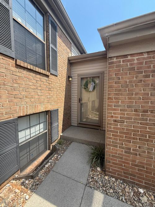 3964 Lauren Way, Lexington, KY, 40517-1644 | Card Image