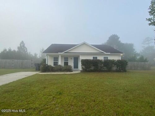 8547 Heirloom Dr Ne, Leland, NC, 28451-7027 | Card Image